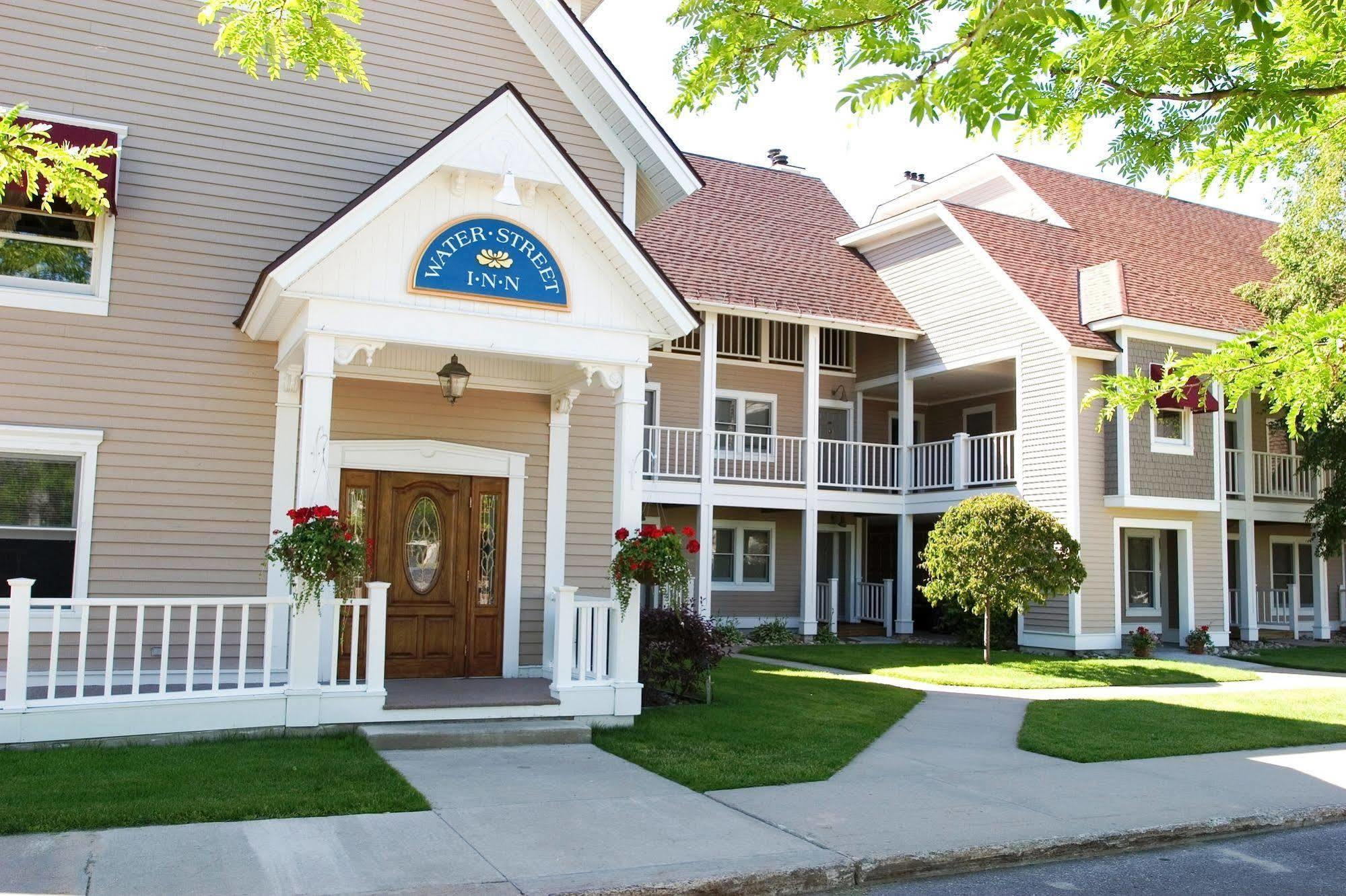 Water Street Inn Boyne City Ngoại thất bức ảnh